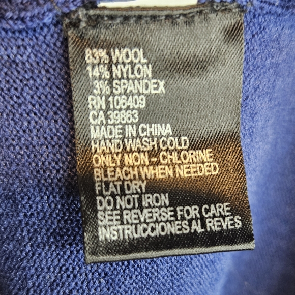 NWT! Wool Sweater Nurture Women's Medium Navy Blue Sequins Neckline NEW - Picture 6 of 11